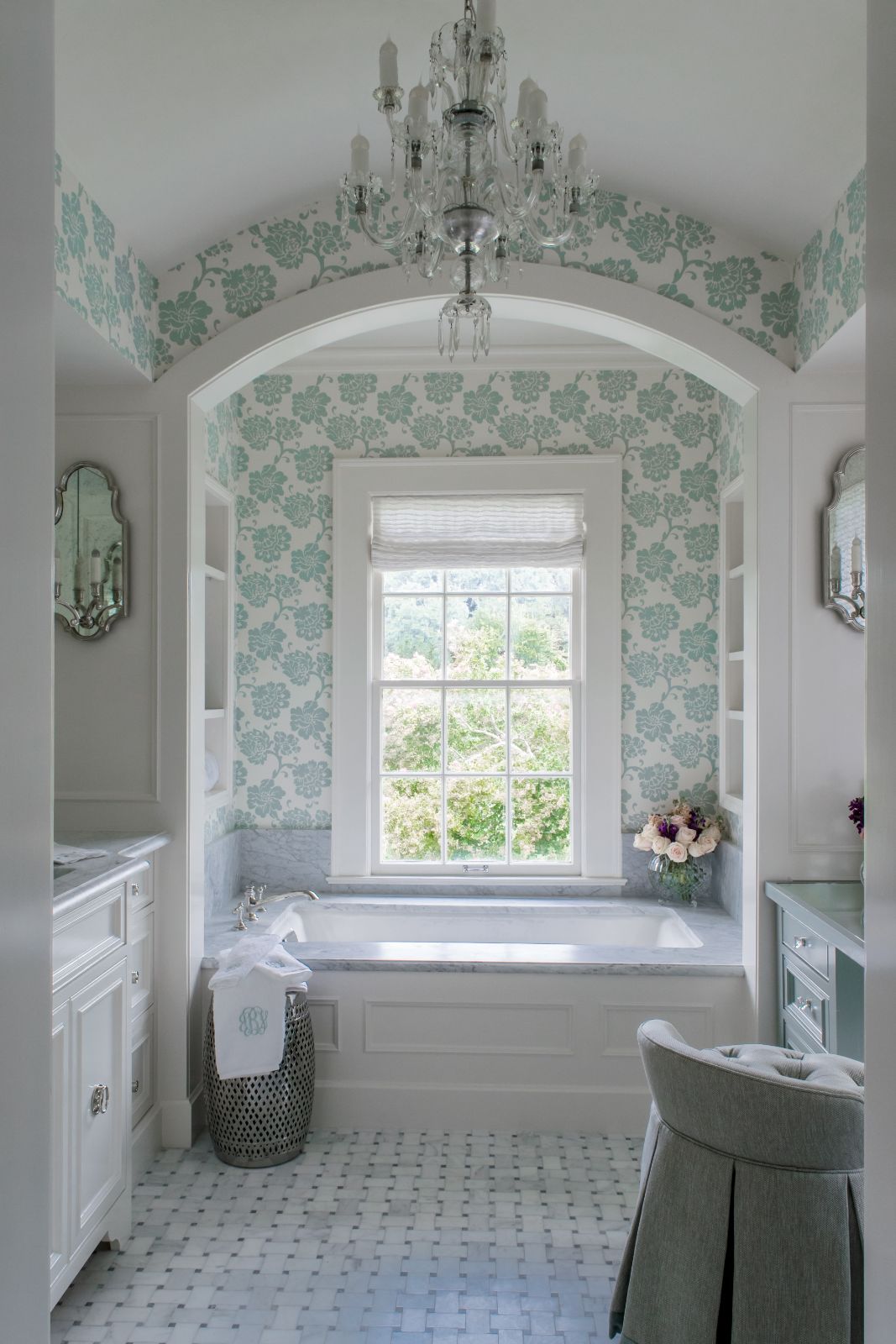 Monte Vista Classic Bath - CROSS - Luxury Remodeling